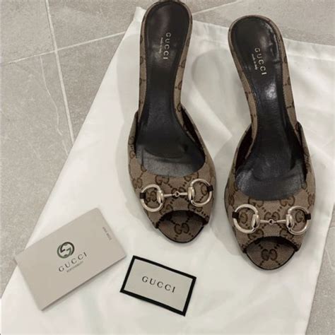 gucci kitten heel pumps.